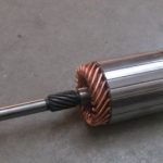 KOLLEKTÖR(KISA KOLL. KISA FREZE) TURK TRAKTÖR 2011 MODEL 4 SİLİNDİRLİ 3,5 Kw KISA TIP 63296859 İLE (1 AD )