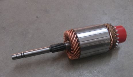 072163702000-1.jpg KOLLEKTÖR(KISA KOLL. KISA FREZE) TURK TRAKTÖR 2011 MODEL 4 SİLİNDİRLİ 3,5 Kw KISA TIP 63296859 İLE (1 AD ) - Görsel 1