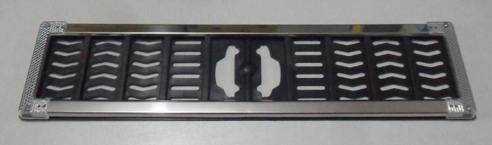 KK.PA55-1.jpg METAL (KROM) PLAKA ALTLIĞI REFLEKTÖRLÜ (KÖŞELERİ BEYAZ) (KOLİSİ 90 ADET) (2 AD ) - Görsel 1