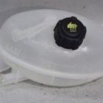 RADYATÖR EK DEPOSU KAPAKLI RENAULT MASTER III (1 AD )